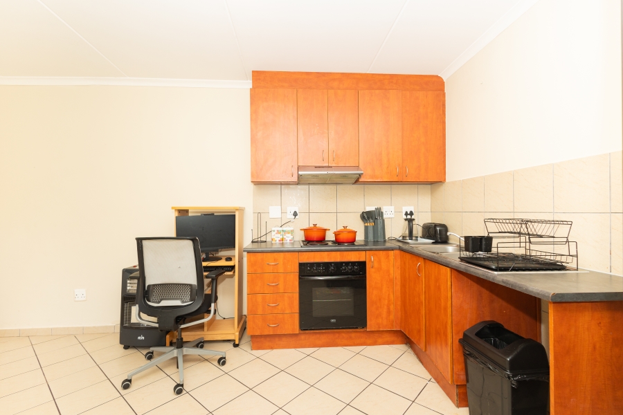 2 Bedroom Property for Sale in Buh Rein Estate Western Cape